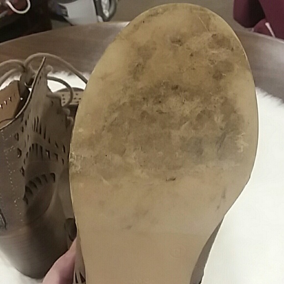 Canyon River Blues Cutout Shooties - Picture 7 of 8